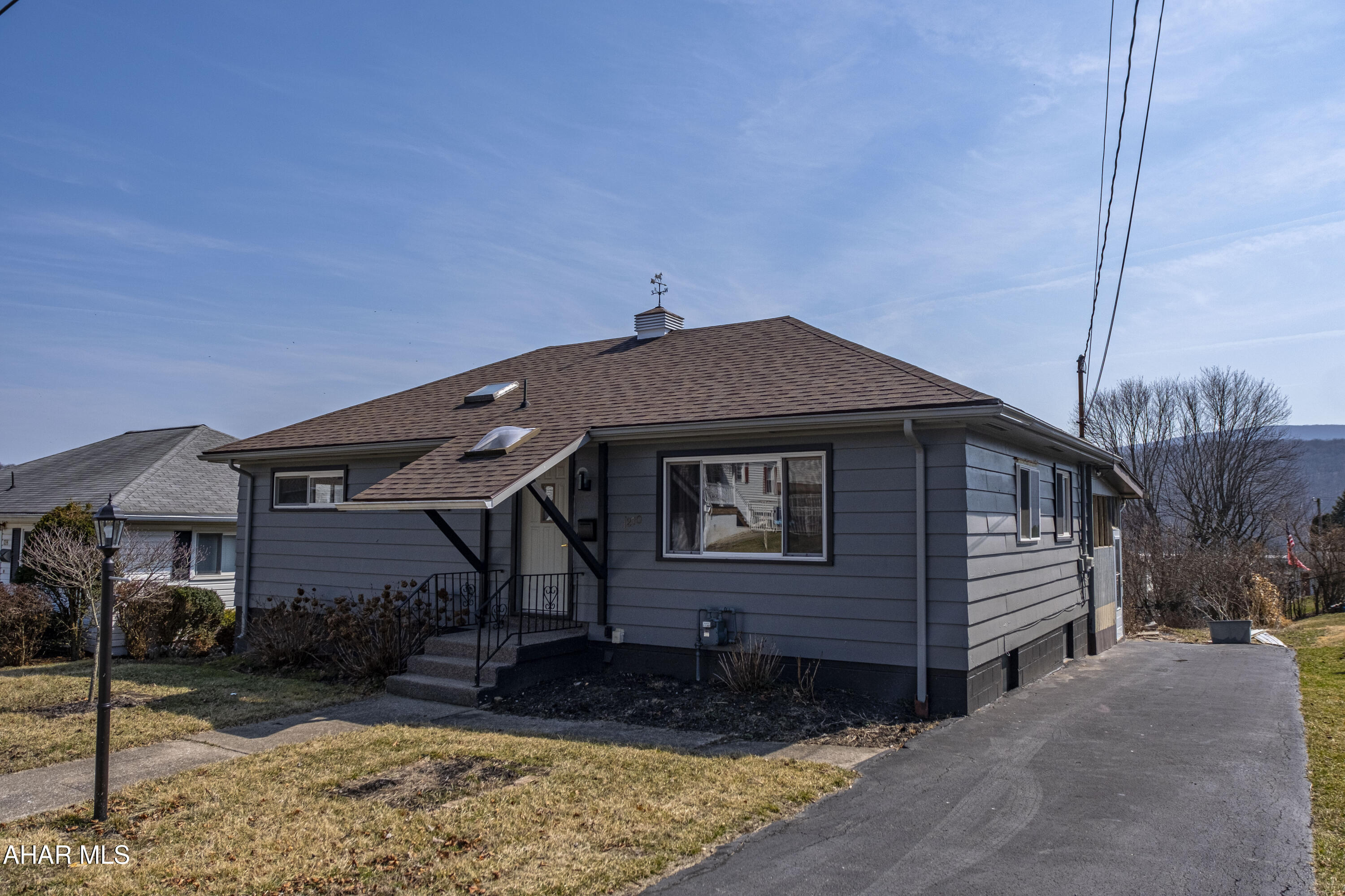 Hollidaysburg - Residential