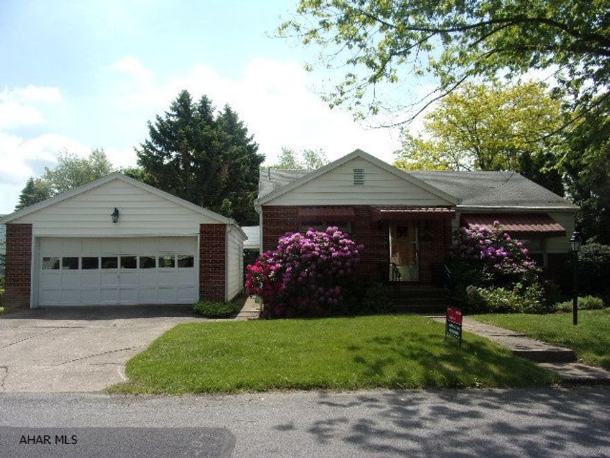 Make this one your own!  Tons of potential for the savvy buyer.  Sold 'as is'.  Large living room, formal dining room and kitchen with appliances.  Fully finished lower level with rec room, wet bar, great work-at-home office, and a 3/4 bath.  Lovely lot and rear patio.