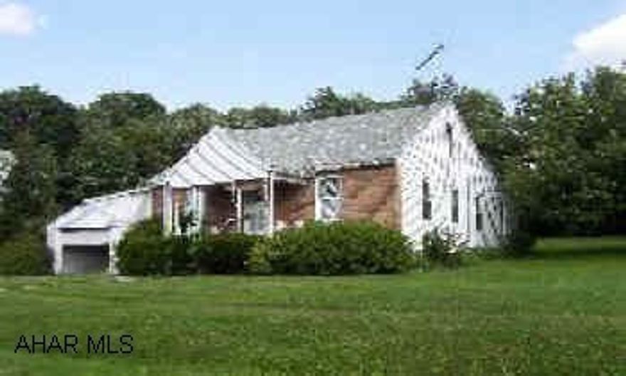 Cozy two bedroom ranch on 0.8 acre in the country. Second floor unfinished but great area for a third bedroom