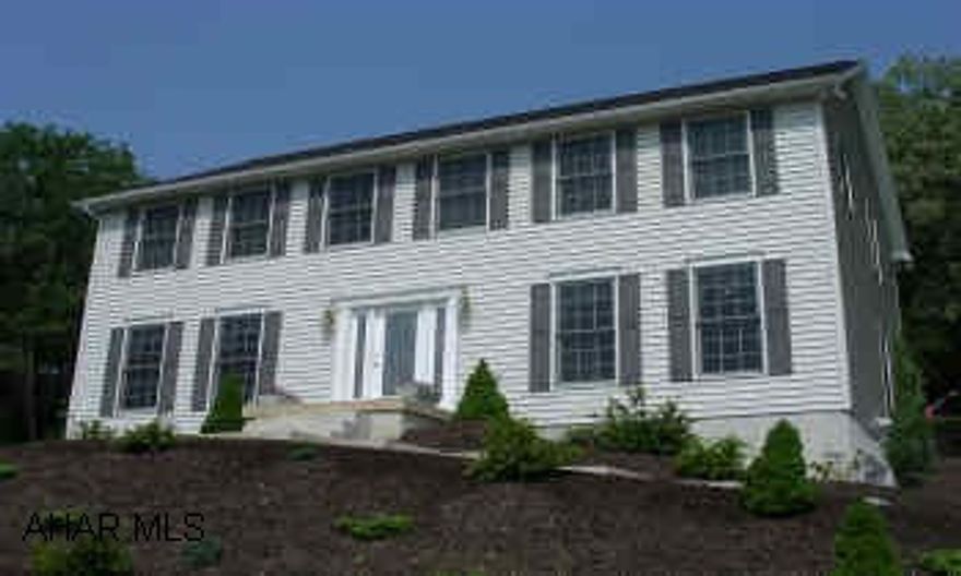 BRIGHT & SPACIOUS. LARGE 2 STORY WITH 4 BEDROOMS, 3.5 BATHS. ALL HARDWOOD FLOORS. TILE IN ALL BATHROOMS. FANTASTIC VIEW. BACK YARD IS LEVEL & PRIVATE. FINISHED 18'8X13'5 AND 11'3X7'7 BASEMENT.  26'8X21'8 GARAGE.  CALL SUSAN 935-8252.