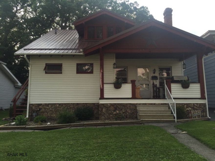 Cozy 4 bedroom property with nice lot with an updated kitchen. Seller has made several upgrades to this property including a newer metal roof, furnace, and laminate flooring in the dining room and living room.  Partially fenced backyard with patio with plenty of room for entertaining. Separate entrance for second floor.  Includes small kitchenette which could be used as a suite or possible rental.