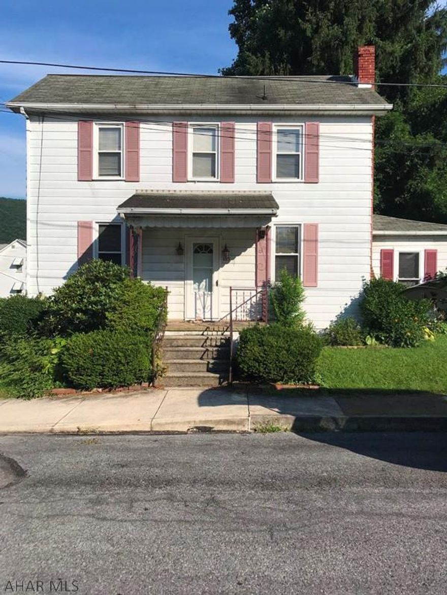 Nice 4 bedroom move-in ready and priced to sell. This would make an excellent investment property as a rental or great starter home. Hardwood floors, nice lot on the corner make this an attractive home.