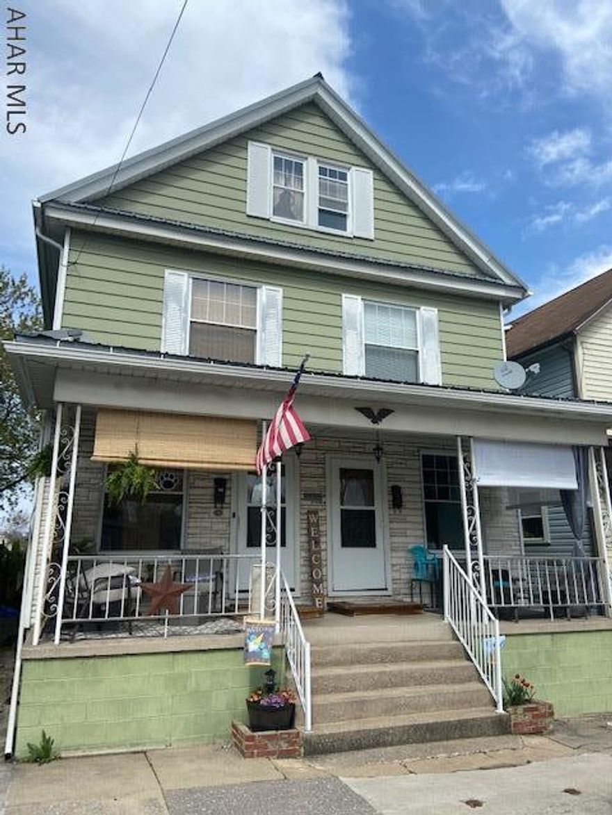 Duplex rental in Tyrone. Separate utilities.