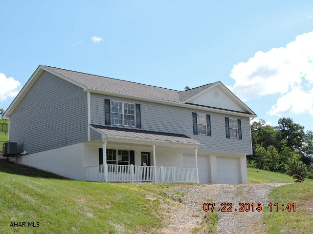 Maple Hollow - Residential