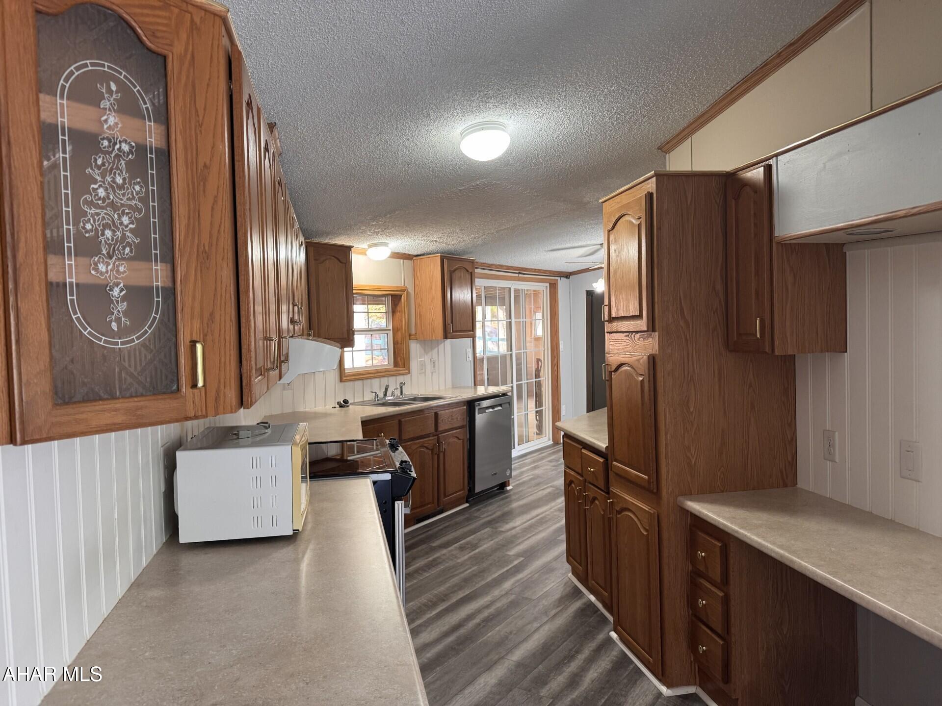 Glendale Yearound - Residential