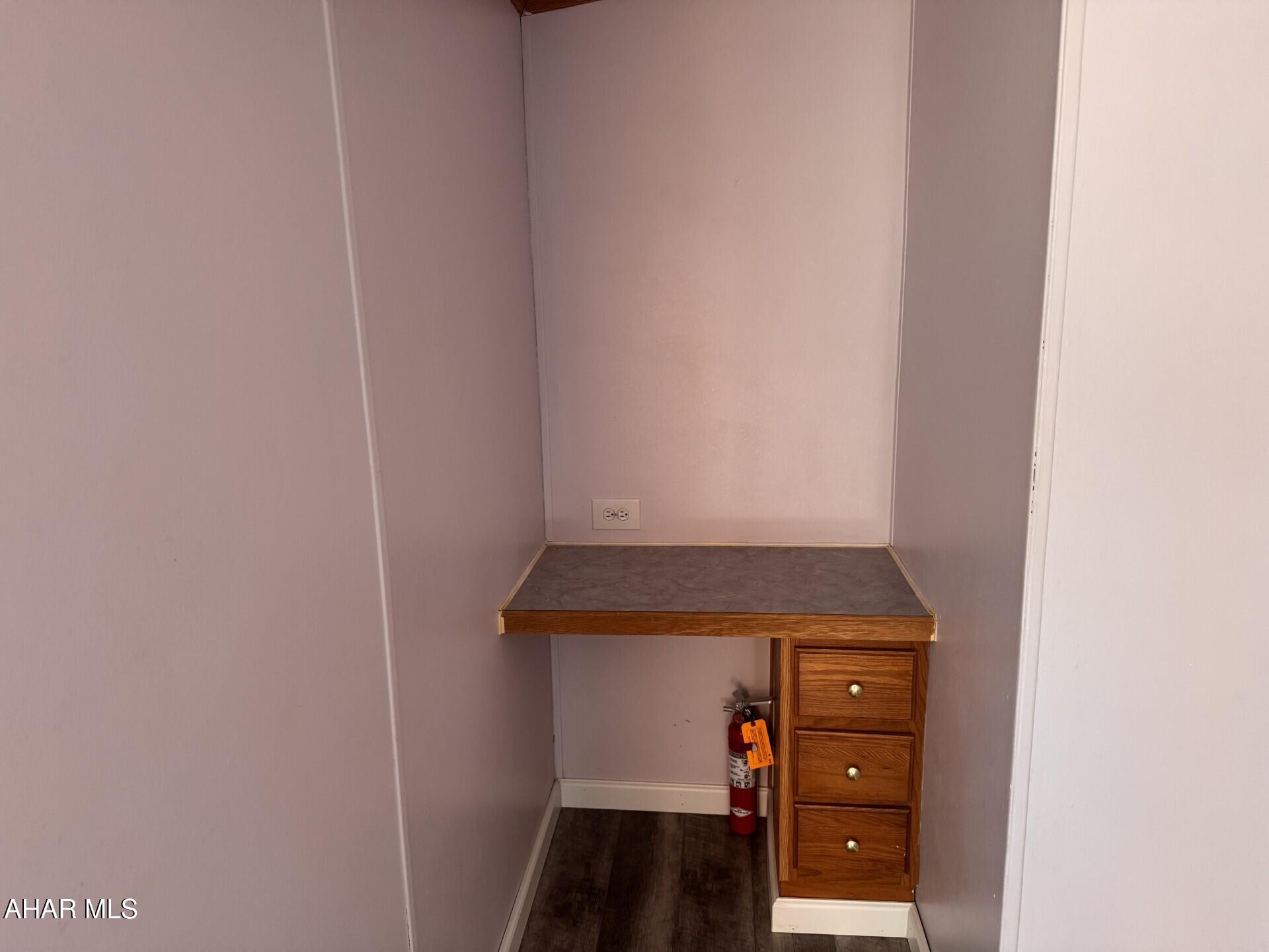 Glendale Yearound - Residential