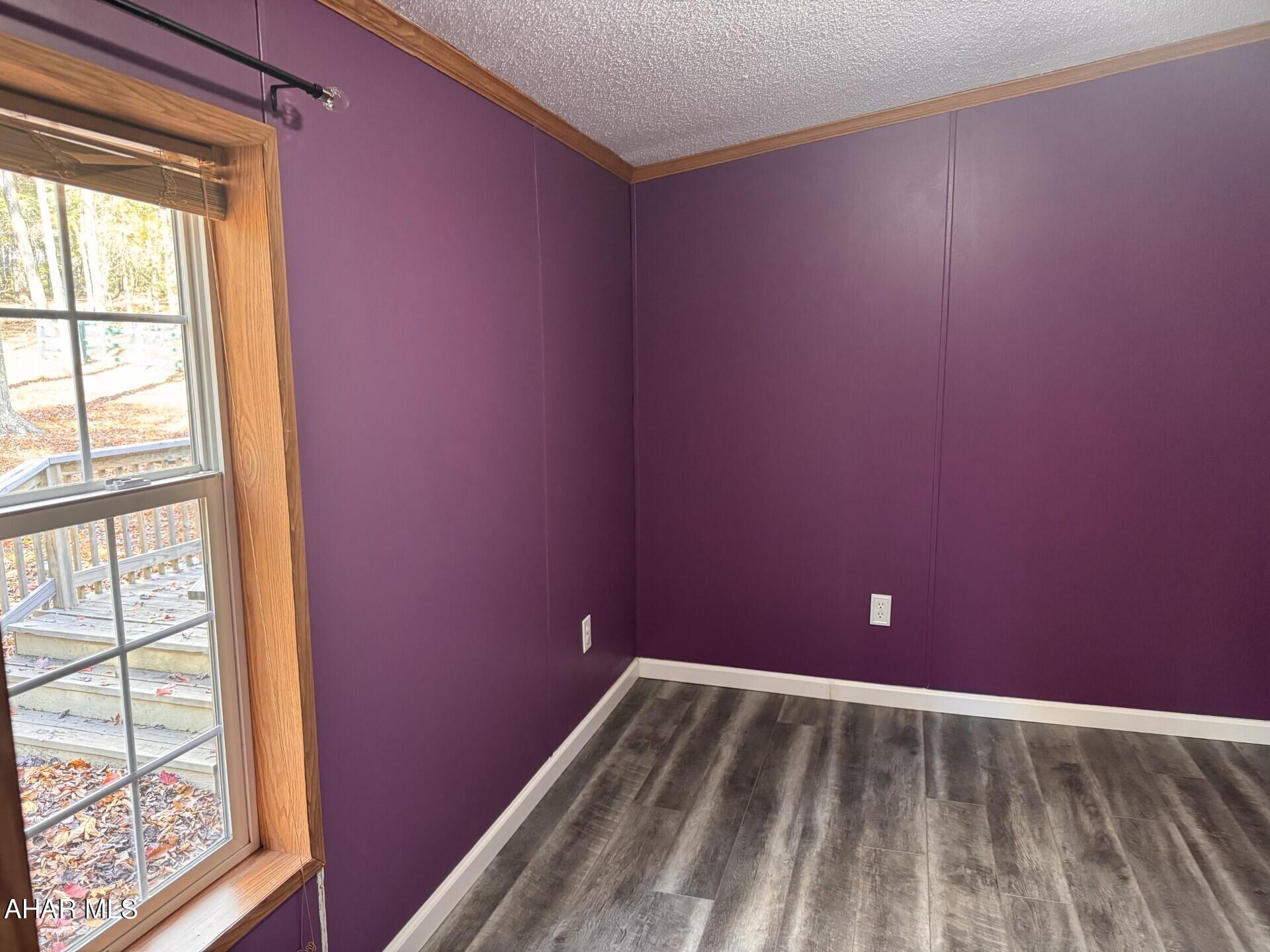 Glendale Yearound - Residential