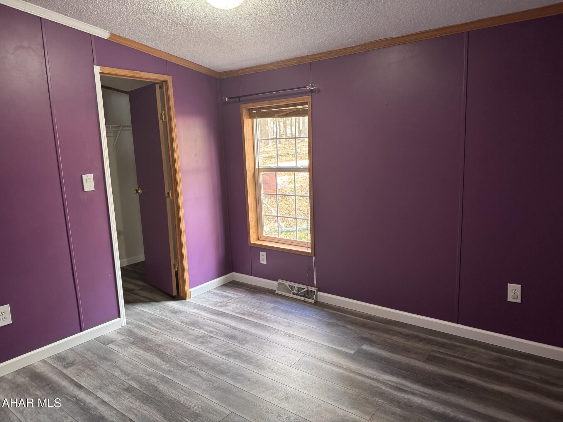 Glendale Yearound - Residential