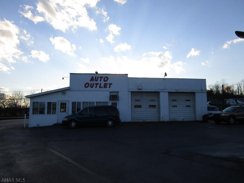 Unknown - Commercial Sale