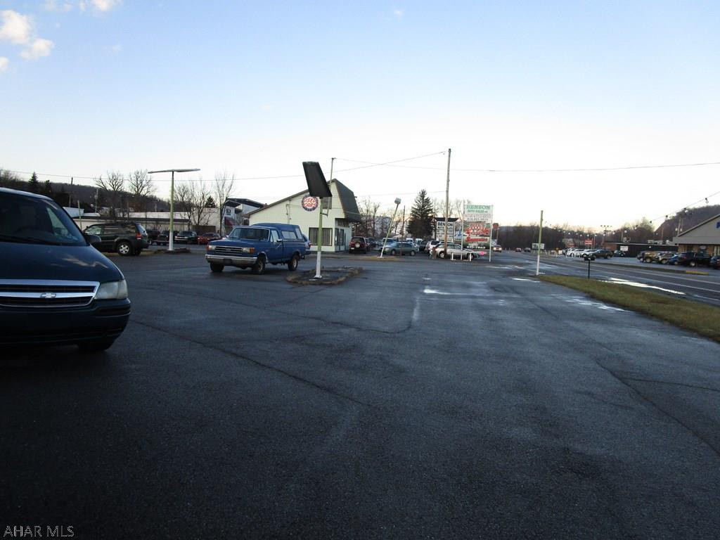 Unknown - Commercial Sale