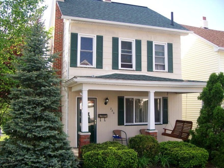 Move right in.  Above ground pool.  Garage door opener-No remote.  Seller will replace roof on garage.  4th Bedroom has no heat.