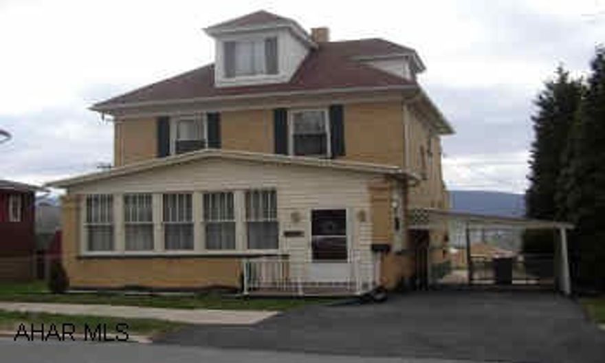 CALVERT HILLS. BEAUTIFUL BRICK W/LARGE LIVING ROOM, FORMAL DINING ROOM, OAK KITCHEN AND SUNROOM WITH GREAT VIEW. OUTSIDE REAR DECK OVERLOOKING ALTOONA. UPDATED FULL BATH AND 1/2 BATH OFF SUNROOM.  CALVERT HILLS. BEAUTIFUL BRICK WITH LARGE LIVING ROOM, FORMAL DINING ROOM, OAK KITCHEN AND SUNROOM WITH GREAT VIEW. OUTSIDE REAR DECK OVERLOOKING ALTOONA. UPDATED FULL BATH AND 1/2 BATH OFF SUNROOM.