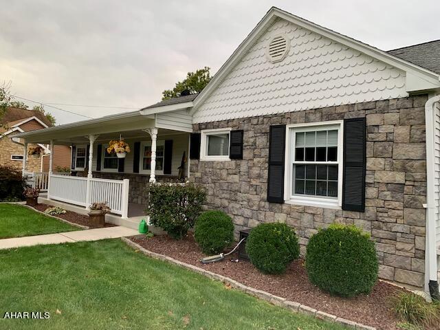 Meadowbrook Terrace - Residential