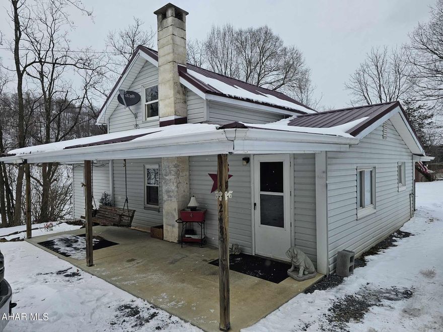 Nestled in the heart of the countryside, this cozy home offers a peaceful retreat with a perfect blend of simplicity and comfort. Featuring two bedrooms and 1 bathroom, the space is thoughtfully designed for relaxed living. The serene surroundings provide the ideal backdrop for those looking to escape the hustle and bustle of city life.  Whether you're enjoying a quiet morning coffee on the porch, taking in the breathtaking views, or simply relaxing in the warmth of your home, every moment here feels like a peaceful retreat. With plenty of space to unwind and nature right outside your door.  Call to schedule your showing. (preapproved buyers only, buyers to confirm sq footage, lot size, and taxes).