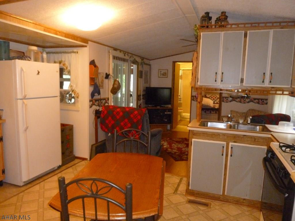 Glendale Yearound - Residential