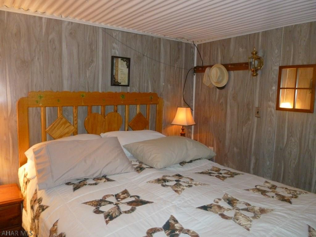 Glendale Yearound - Residential