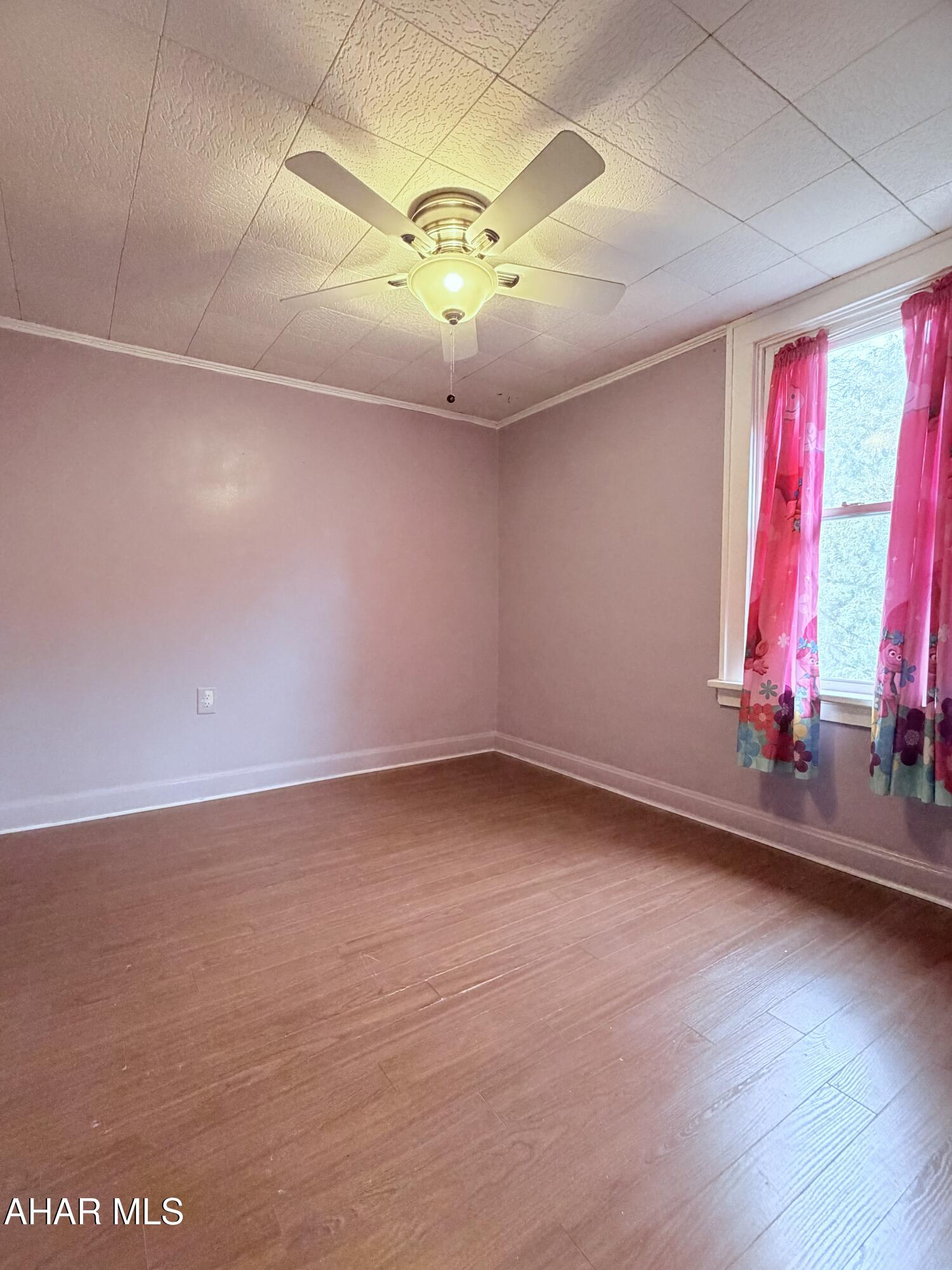 Juniata Gap - Residential