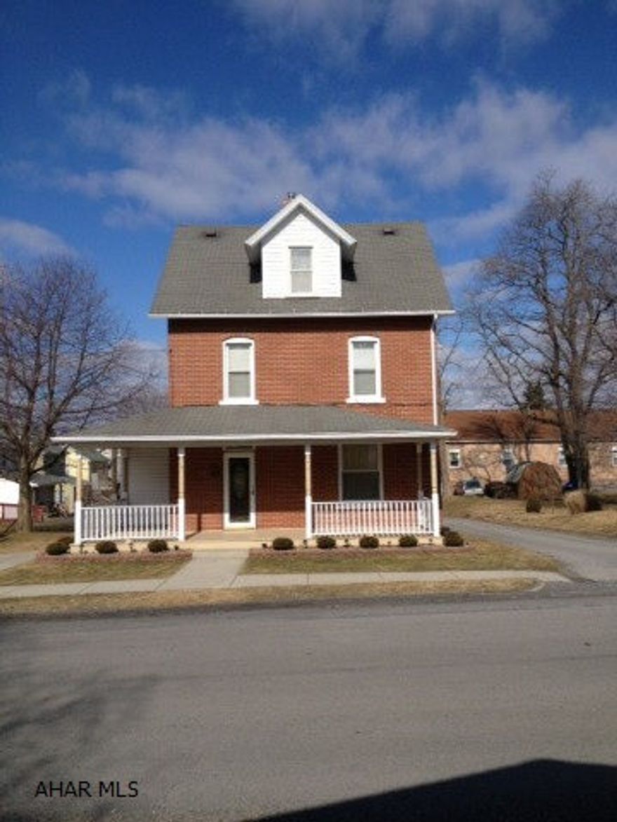 Well maintained 3 Bedroom, 1 and Half baths. Immaculate inside and out, Hardwood floors, Completely finished walk up attic with heat. Many possibilities! Move in condition, Must see!