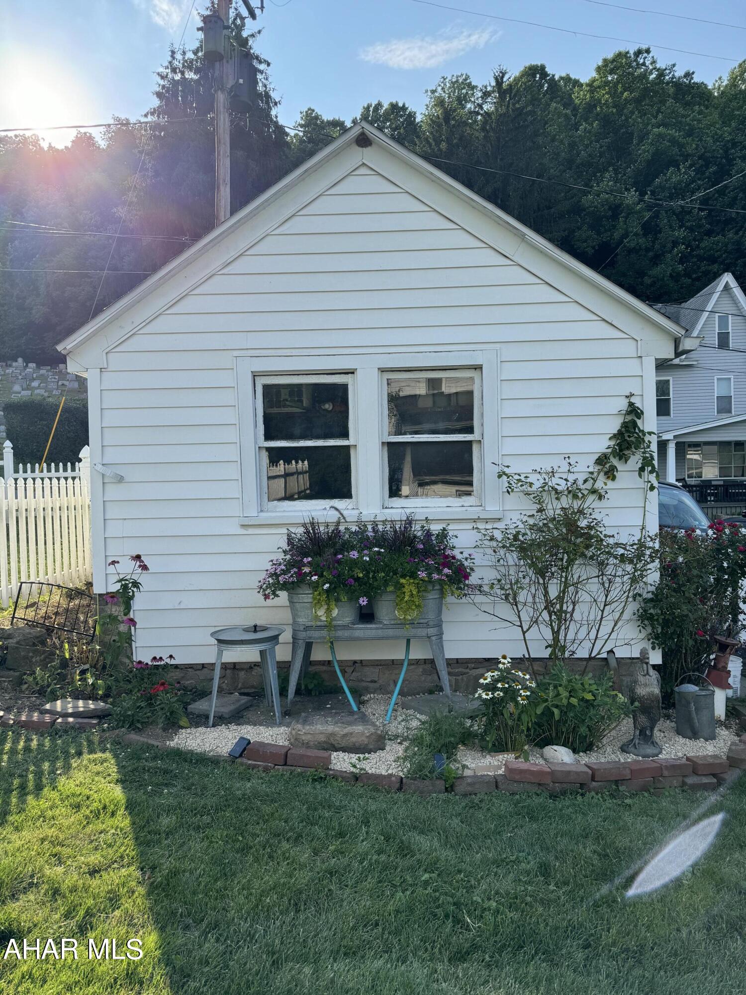 Unknown - Residential