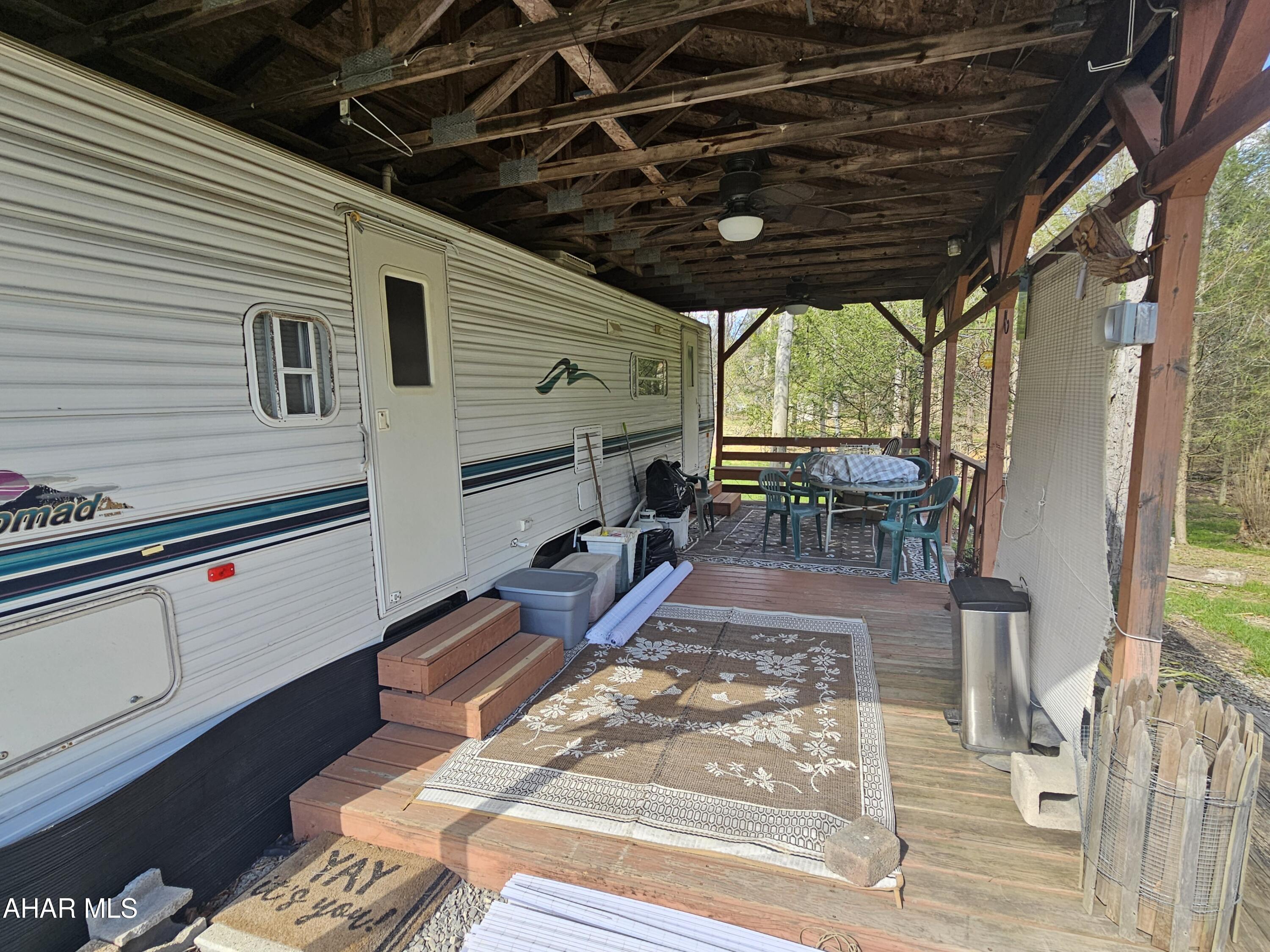 Glendale Yearound - Residential