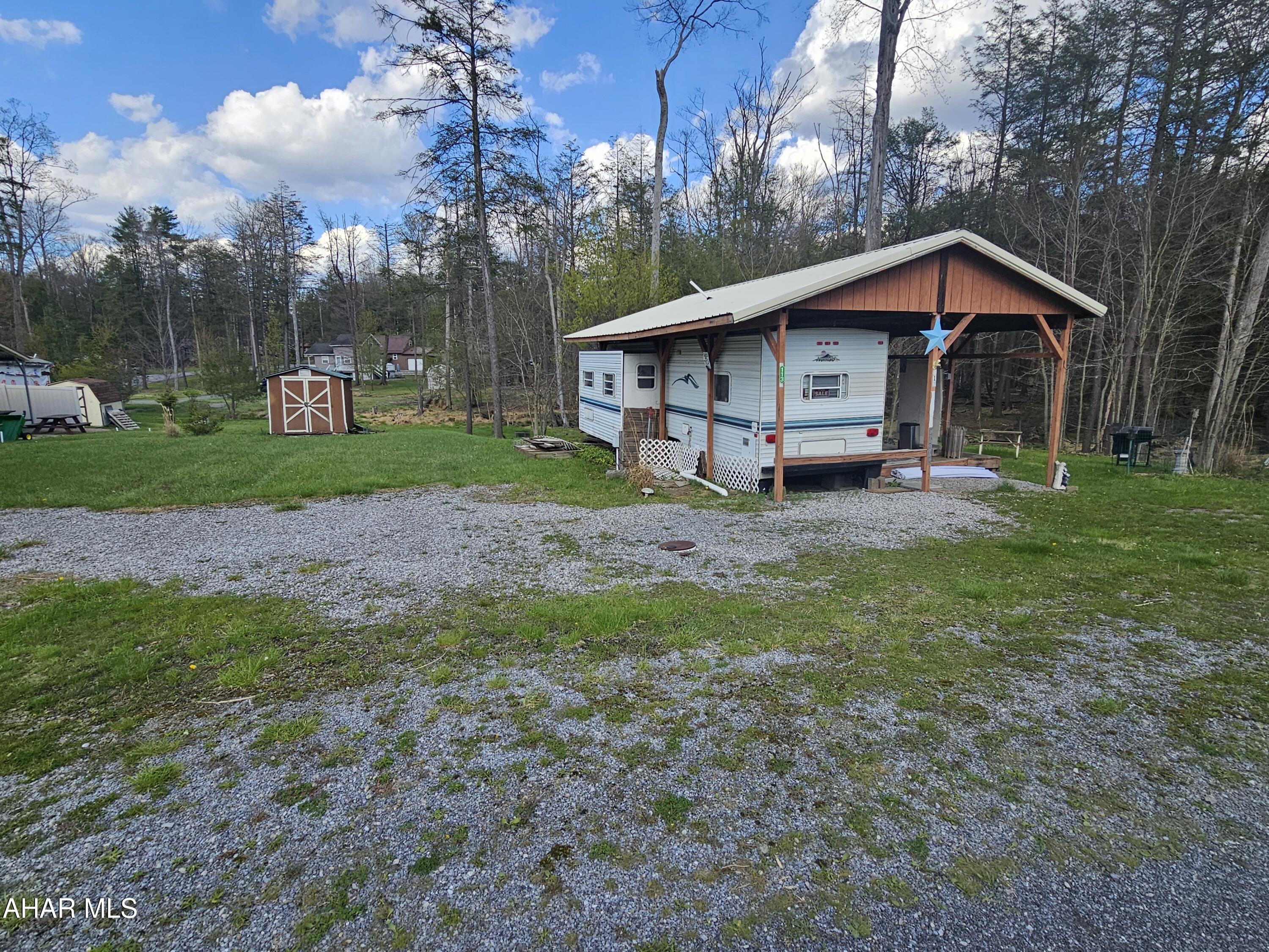 Glendale Yearound - Residential