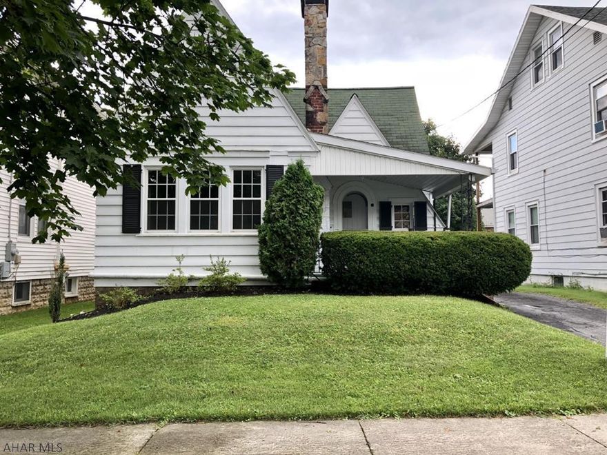 Well Maintained 3 Bedroom Cape Cod home in Downtown Bedford.  This unique home features original hardwood floors, a detached garage and enjoy your coffee on the covered front porch. This home also boasts a large unfinished attic space could be a Private Master Suite.  Walking distance to Downtown Shops and Restaurants makes this home appealing to everyone.