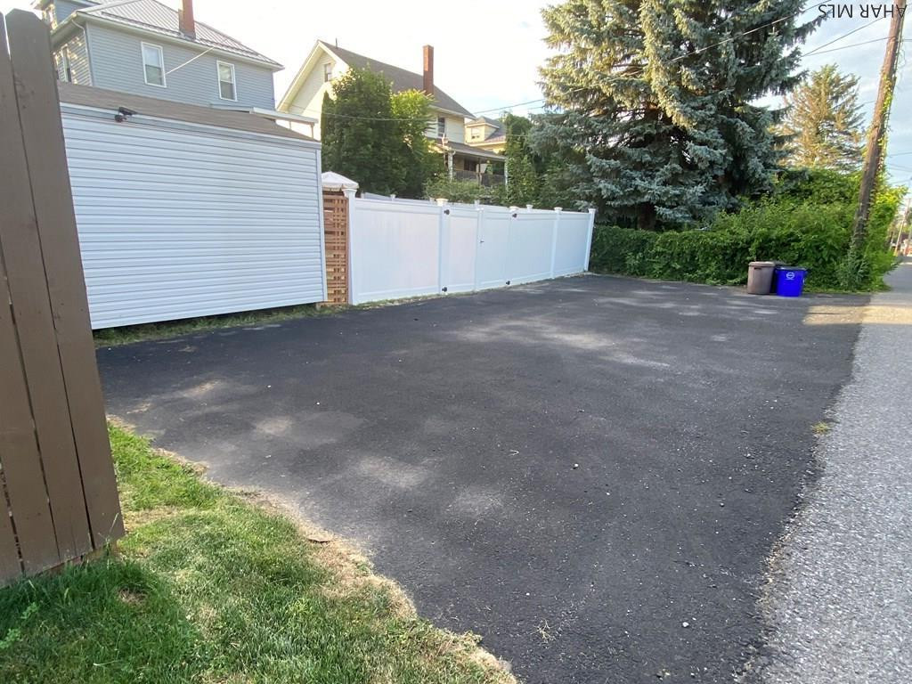 Unknown - Residential