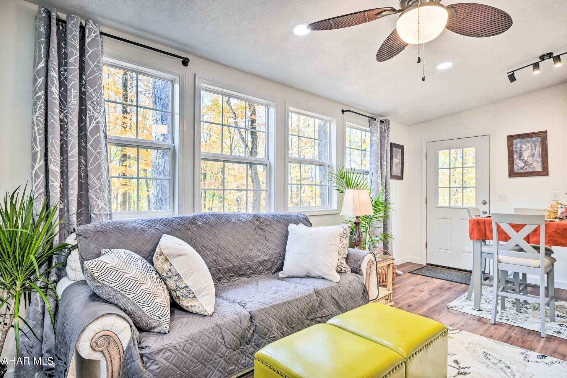 Unknown - Residential Lease