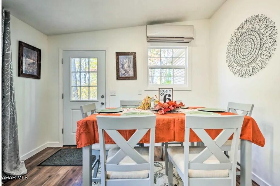 Unknown - Residential Lease