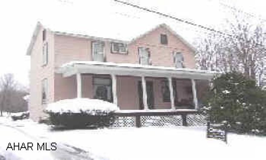 Beautiful country setting. Very cozy, well maintained older home. Beaitiful country lot, 2 car garge, newer kitchen, fireplace & utility shed, enclosed rear patio.