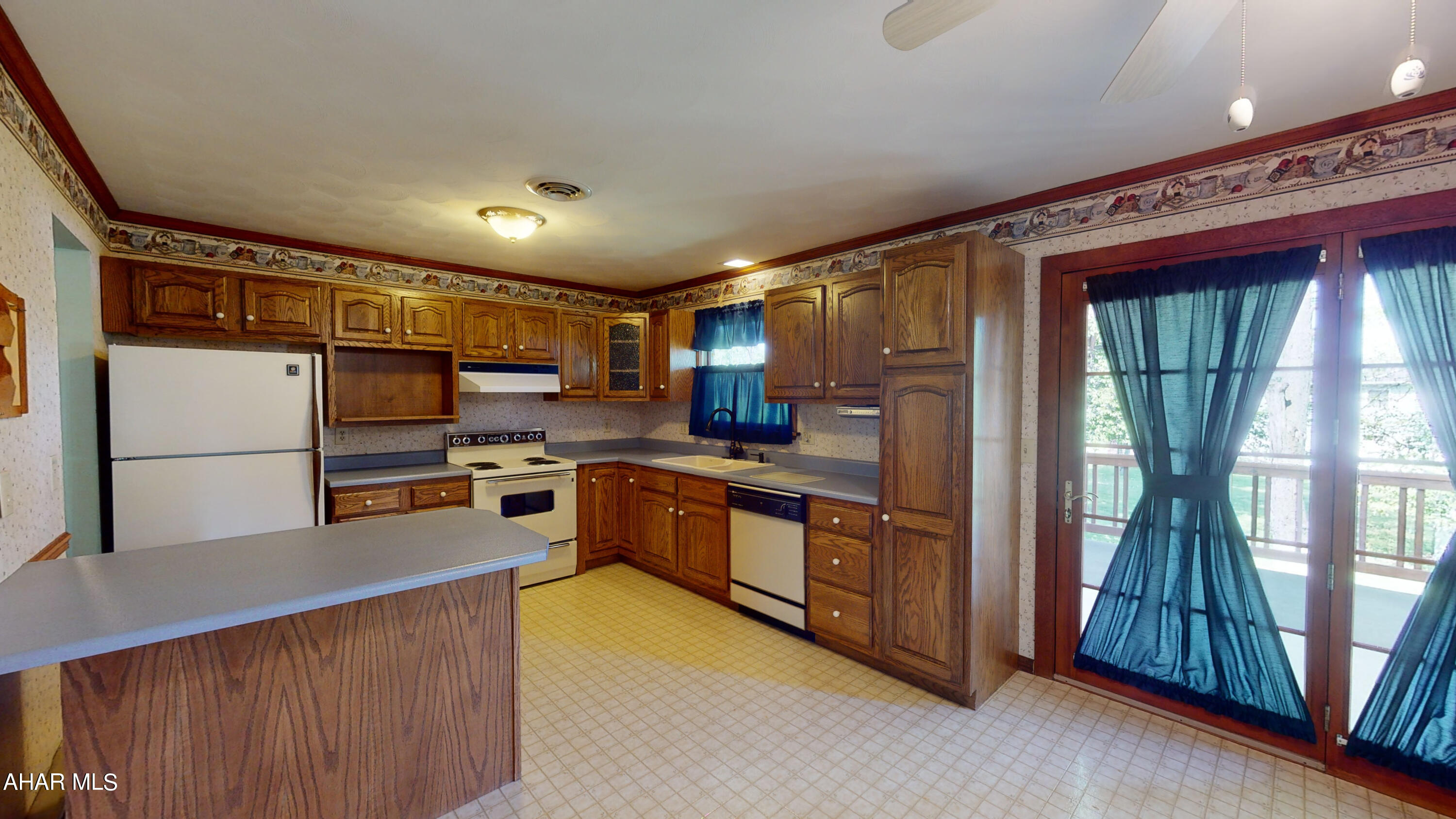 Foot of Ten - Residential