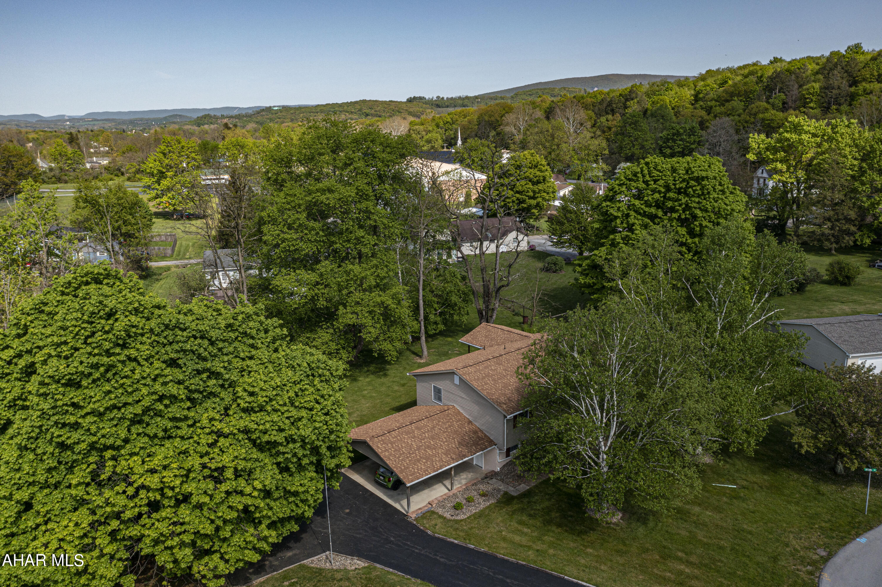 Foot of Ten - Residential