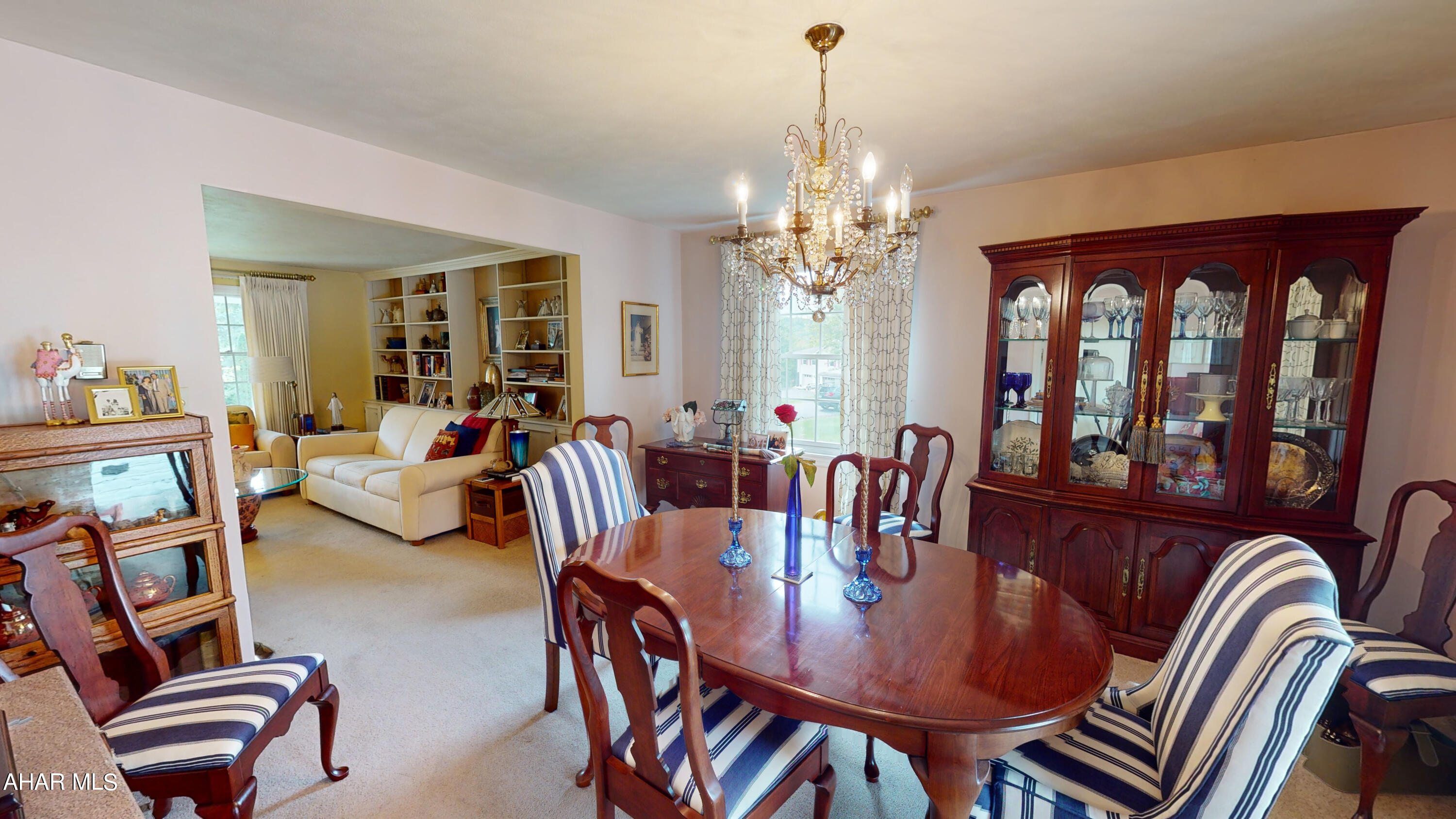 Holiday Manor - Residential