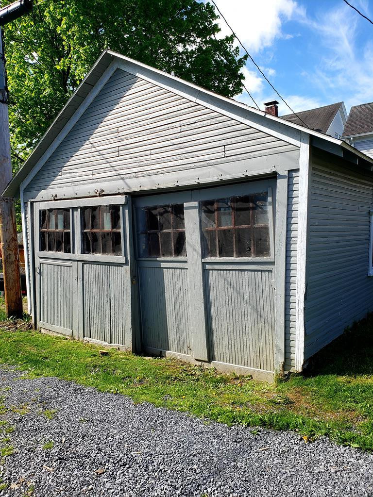 Juniata - Residential