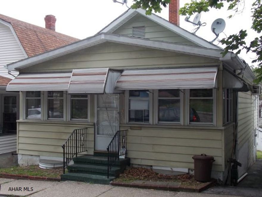 Great investment property or starter home in a nice neighborhood. Not far from Baker School and Mansion Park. Ranch home with 2 bedrooms and 1 bath. Integral garage and off street parking in the back of the house as well as a shed. Sale As Is