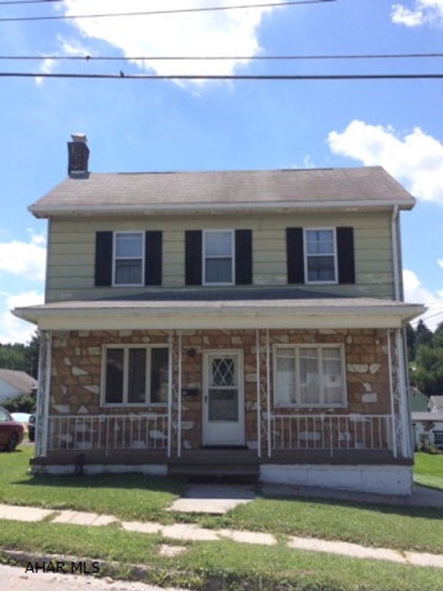 Very large 4/5 Bedroom home with fenced lot, brand NEW eat in kitchen, new carpet, new flooring, brand NEW furnace! House has a lot of storage space , walk up attic. Has garage and carport for off street parking. Motivated Seller!