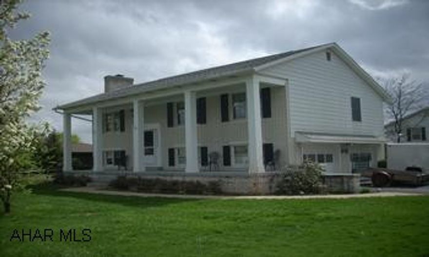 3 BEDROOM PILLARED BI-LEVEL. BEAUTIFULLY REMODELED BI-LEVEL.  STUNNING KITCHEN.  FAMILY ROOM HAS CERAMIC FLOORS AND WOODBURNING FIREPLACE, DOUBLE DECK PORCH.