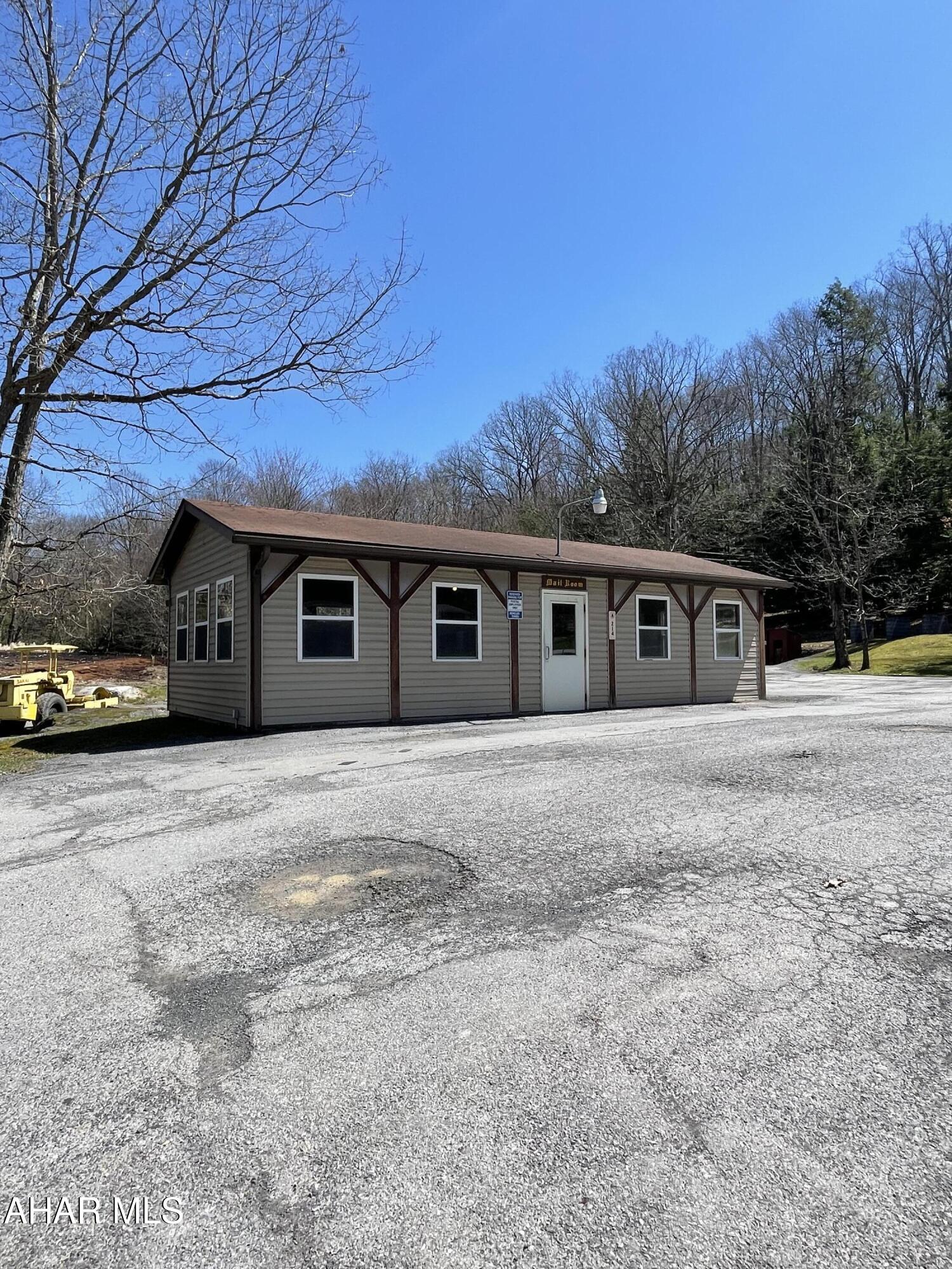 Glendale Yearound - Residential