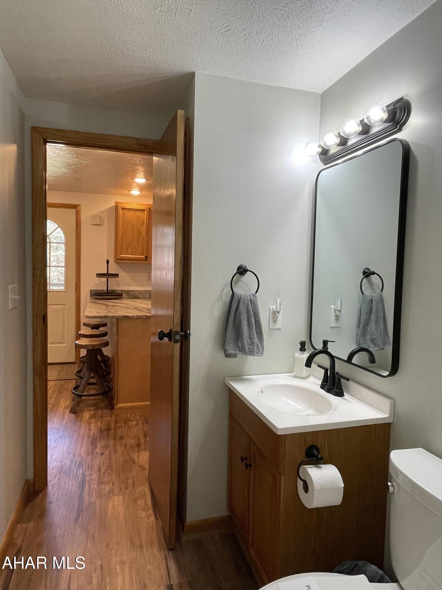 Glendale Yearound - Residential