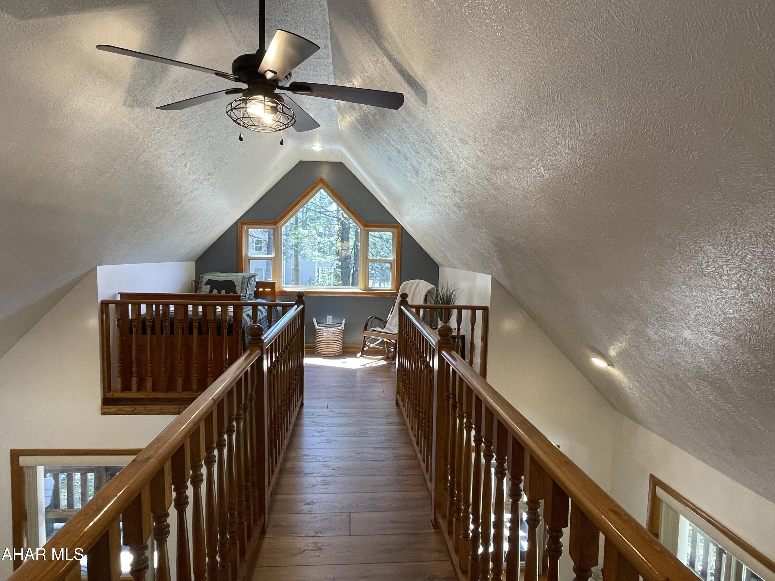 Glendale Yearound - Residential