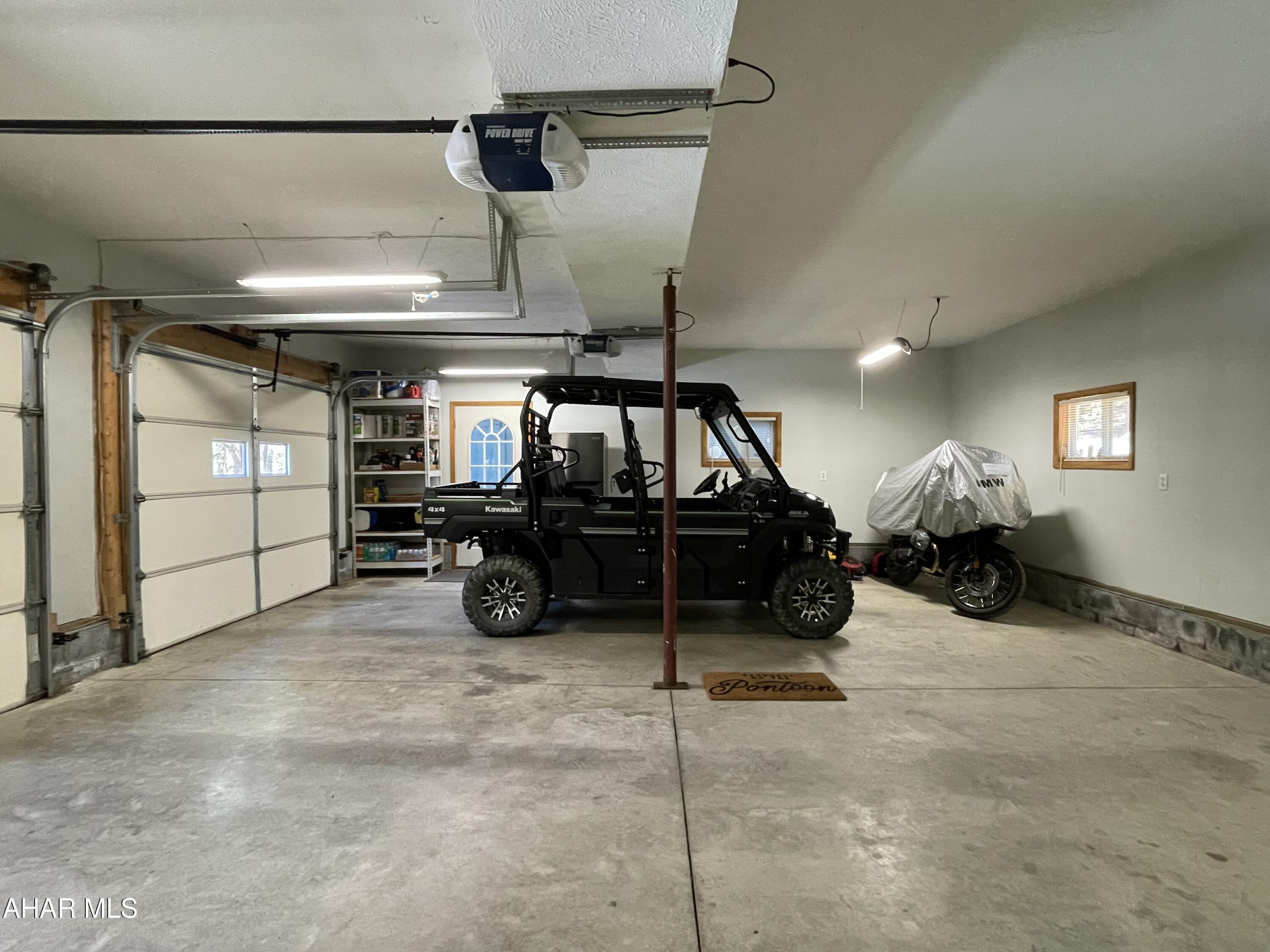 Glendale Yearound - Residential