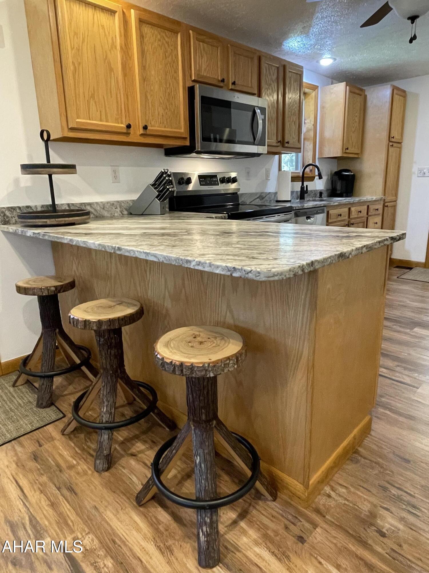 Glendale Yearound - Residential