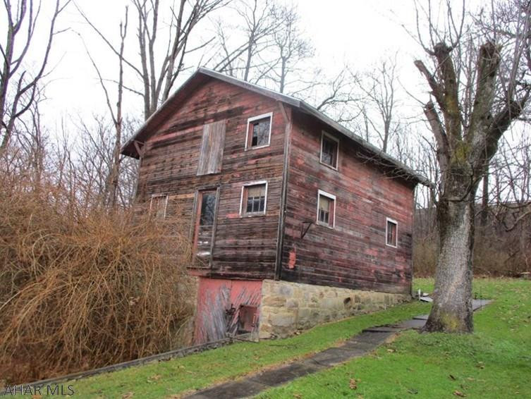 Unknown - Commercial Sale