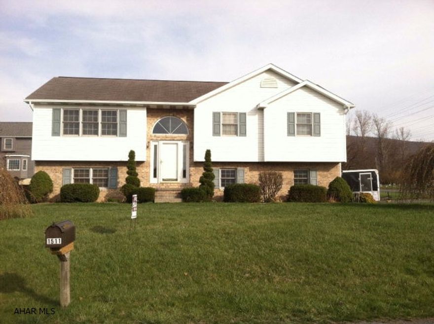 Large Bi-Level with Vaulted ceilings. Finished basement with integral garage.  Large eat in kitchen. Fantastic views! Seller to replace carpeting and paint or provide allowance for buyer. Taxes are estimated based on new tax assessment for 2017