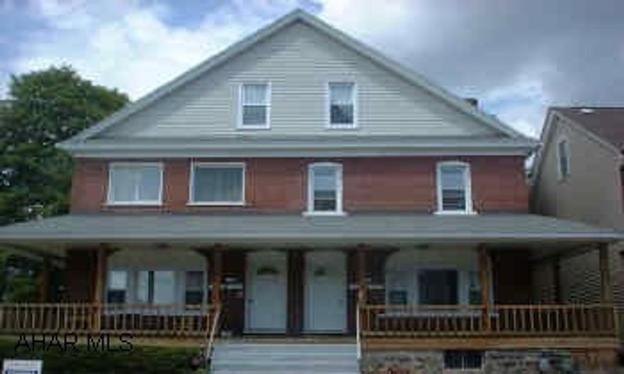 BRICK 4 UNIT BUILDING.  2 BEDROOMS EACH AND 4 CAR GARAGE.  75X120 LOT. FULLY RENTED CITY INSPECTED AND APPROVED BRICK 4 UNIT BUILDING WITH 4 CAR GARAGE.  75X120 LOT.  NEWER ROOF, FURNACE, WINDOWS.  VERY GOOD RATE OF RETURN.  2 PARCELS.