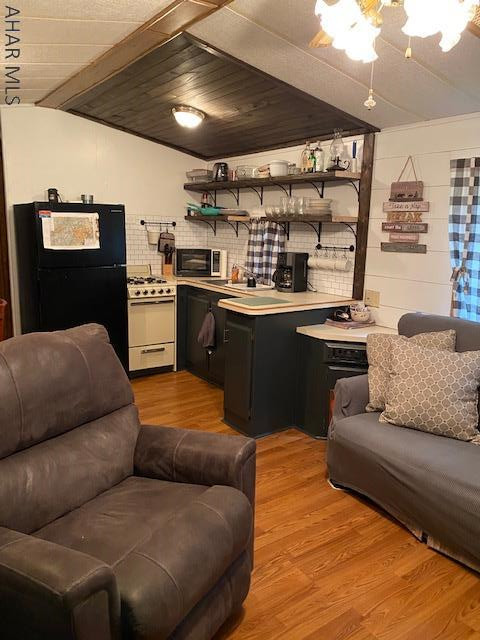 Glendale Yearound - Residential