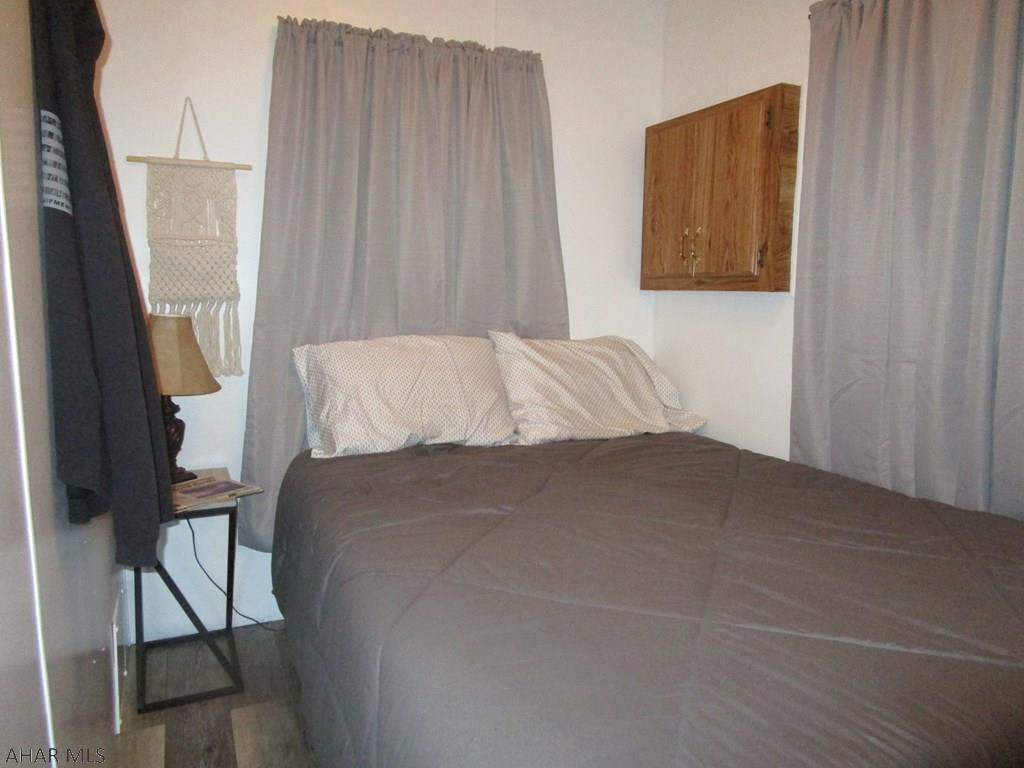 Glendale Yearound - Residential