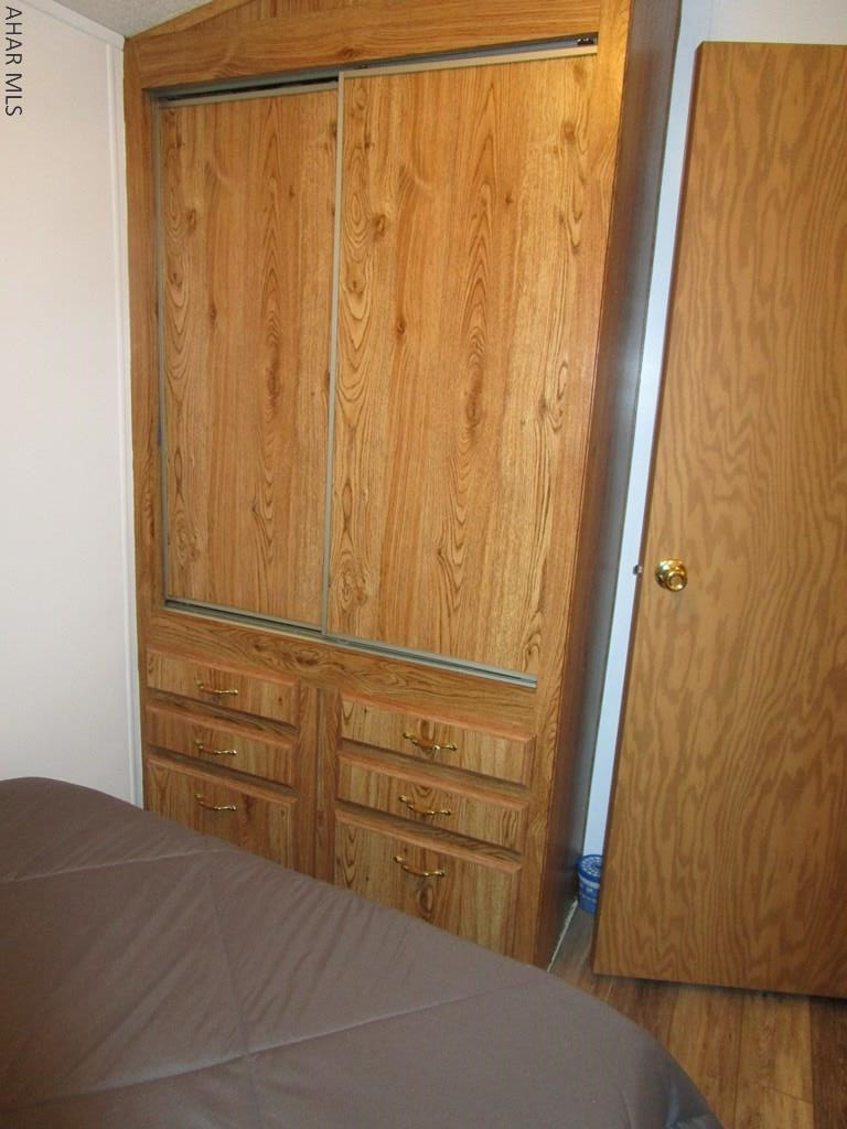 Glendale Yearound - Residential