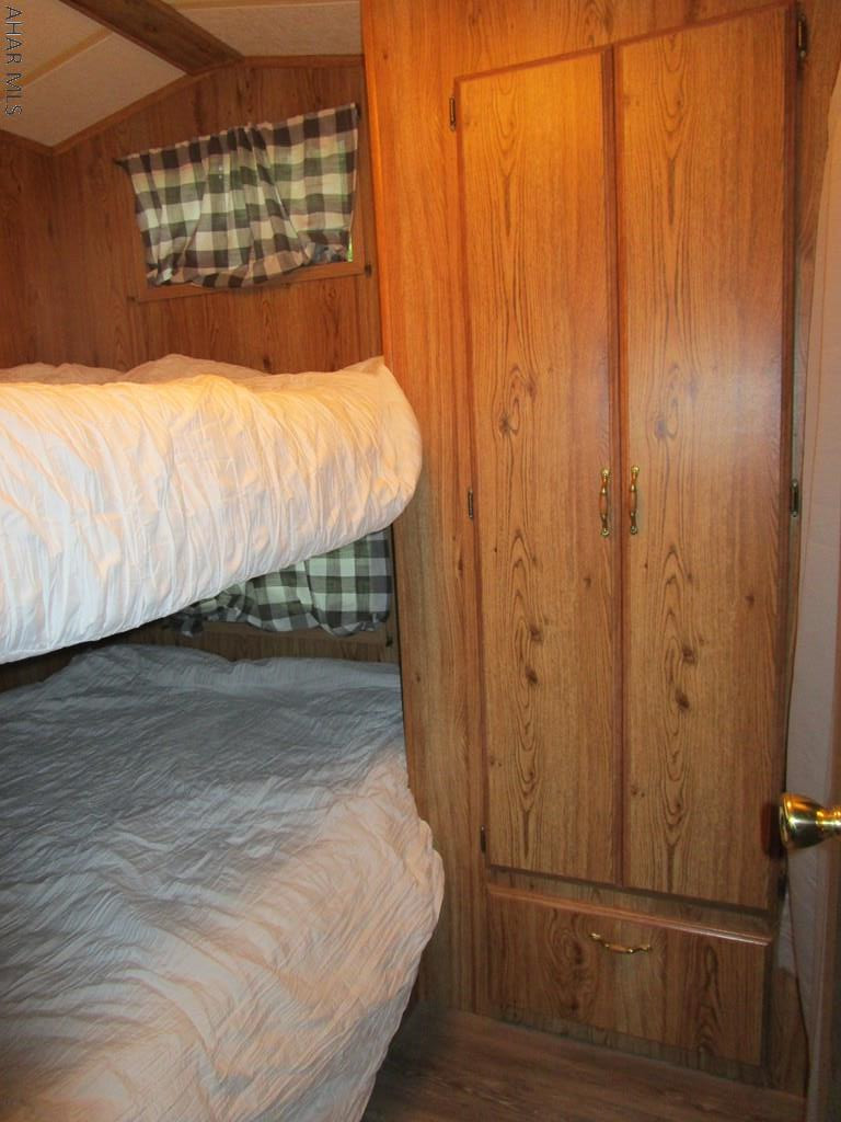 Glendale Yearound - Residential