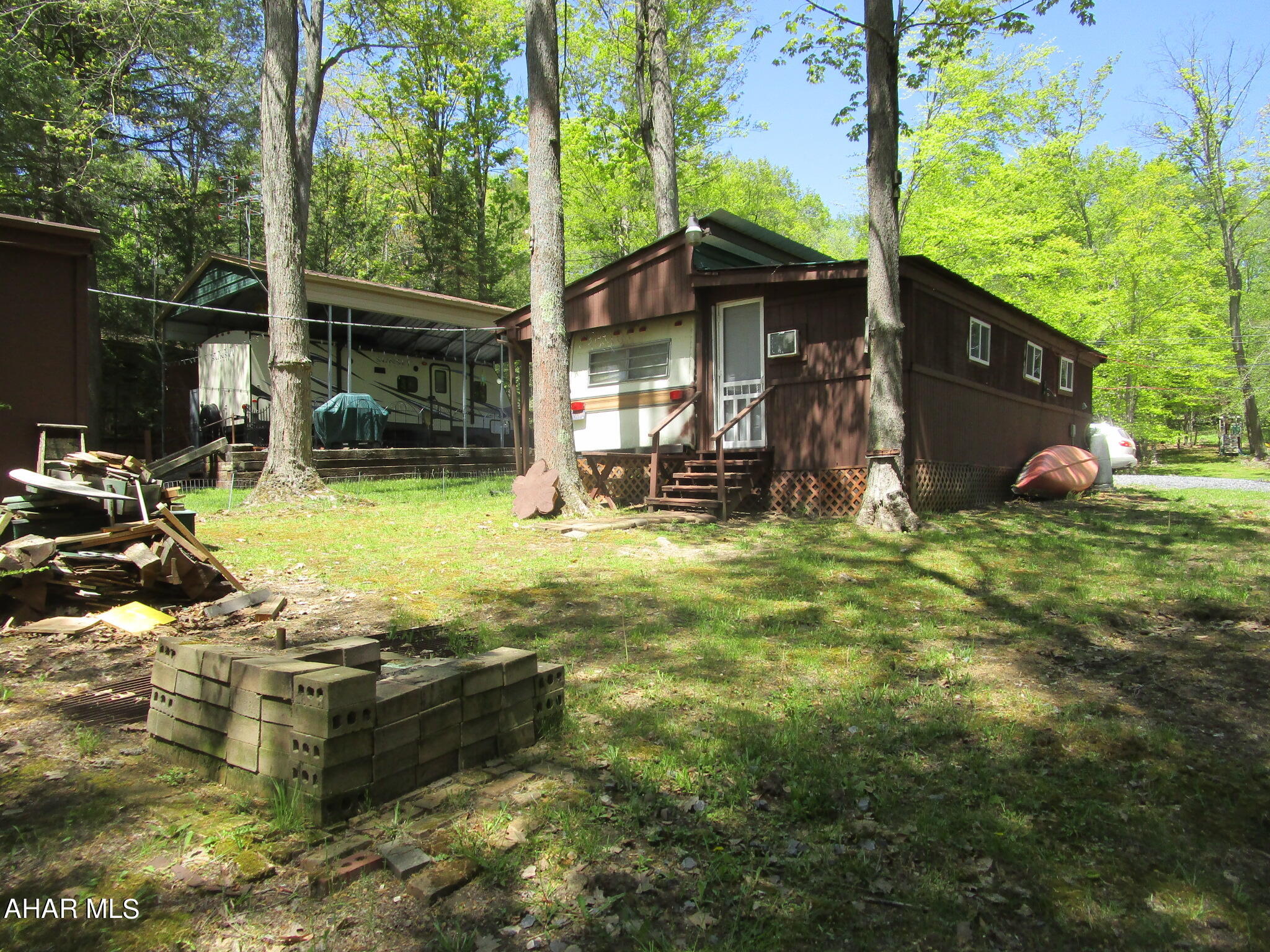 Glendale Yearound - Residential